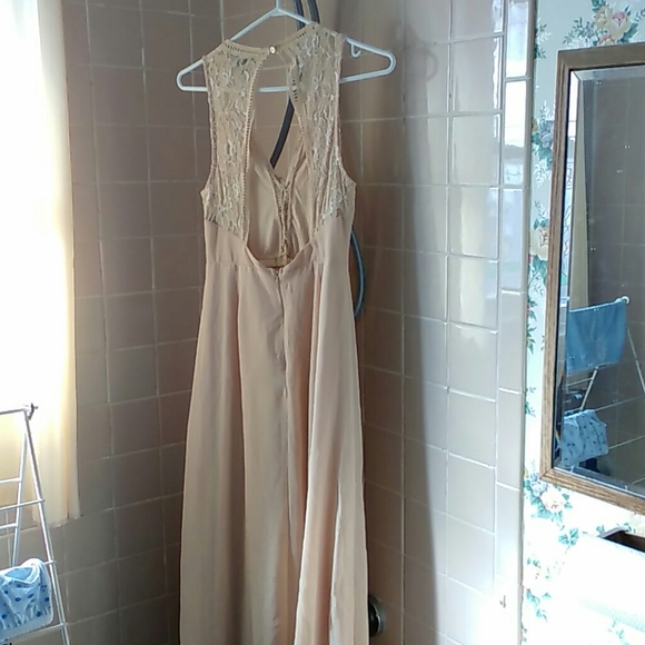 NWOT Long, pretty dress Forever 21 - Picture 3 of 6
